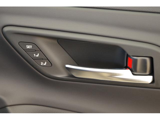 クラウンクロスオーバー RSアドバンスド ムーンルーフ 寒冷地仕様 デジタルインナーミラー 電動リアゲート 本革パワーシート シートクーラーヒーター ステアリングヒーター ワイヤレス充電器 全方位カメラ ETC2.0(33枚目)