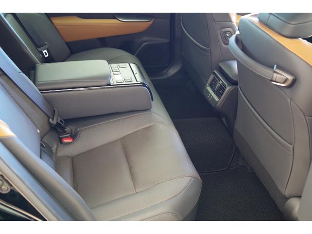 クラウンクロスオーバー RSアドバンスド ムーンルーフ 寒冷地仕様 デジタルインナーミラー 電動リアゲート 本革パワーシート シートクーラーヒーター ステアリングヒーター ワイヤレス充電器 全方位カメラ ETC2.0(40枚目)