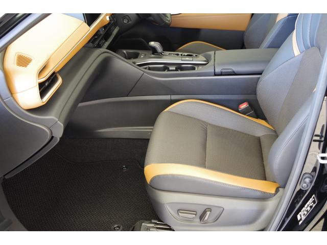 クラウンクロスオーバー RSアドバンスド ムーンルーフ 寒冷地仕様 デジタルインナーミラー 電動リアゲート 本革パワーシート シートクーラーヒーター ステアリングヒーター ワイヤレス充電器 全方位カメラ ETC2.0(41枚目)