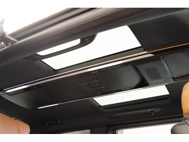 ヴェルファイア Z プレミア ターボ メーカーオプション(ユニバーサルステップ+JBLプレミアムサウンド&14インチリヤエンターテイメントシステム) ムーンルーフ 14型ディスプレイオーディオ リヤエンターテイメントシステム(8枚目)