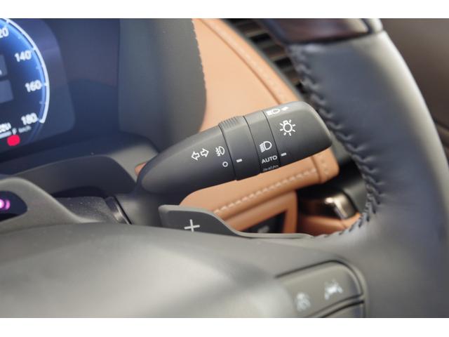 ヴェルファイア Z プレミア ターボ メーカーオプション(ユニバーサルステップ+JBLプレミアムサウンド&14インチリヤエンターテイメントシステム) ムーンルーフ 14型ディスプレイオーディオ リヤエンターテイメントシステム(30枚目)