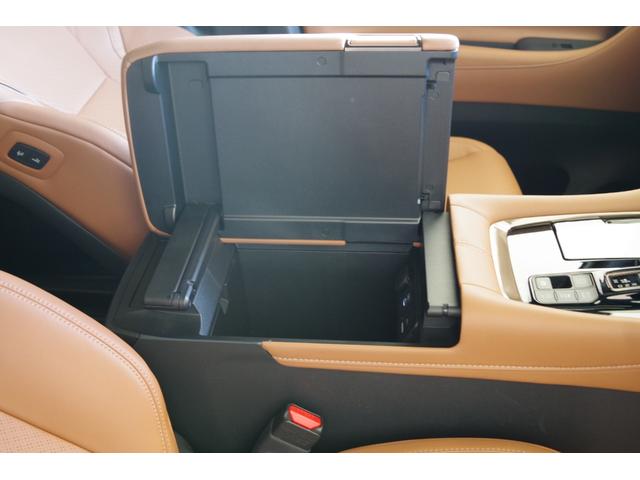 ヴェルファイア Z プレミア ターボ メーカーオプション(ユニバーサルステップ+JBLプレミアムサウンド&14インチリヤエンターテイメントシステム) ムーンルーフ 14型ディスプレイオーディオ リヤエンターテイメントシステム(41枚目)