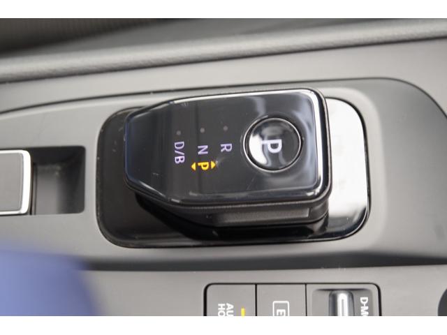 ノート Ｓ　ＣＤオーディオ　ＥＴＣ　衝突被害軽減ブレーキ　障害物センサー　電動格納ドアミラー　プライバシーガラス　スマートキー（10枚目）