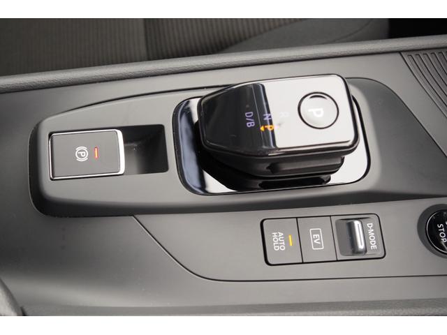 ノート Ｓ　ＣＤオーディオ　ＥＴＣ　衝突被害軽減ブレーキ　障害物センサー　電動格納ドアミラー　プライバシーガラス　スマートキー（11枚目）