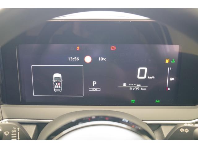 ノート Ｓ　ＣＤオーディオ　ＥＴＣ　衝突被害軽減ブレーキ　障害物センサー　電動格納ドアミラー　プライバシーガラス　スマートキー（13枚目）