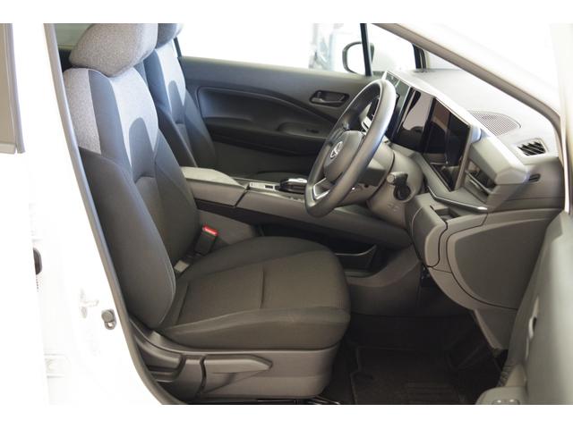 ノート Ｓ　ＣＤオーディオ　ＥＴＣ　衝突被害軽減ブレーキ　障害物センサー　電動格納ドアミラー　プライバシーガラス　スマートキー（18枚目）