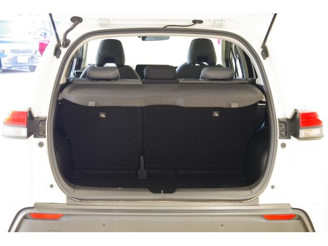 ノート Ｓ　ＣＤオーディオ　ＥＴＣ　衝突被害軽減ブレーキ　障害物センサー　電動格納ドアミラー　プライバシーガラス　スマートキー（22枚目）