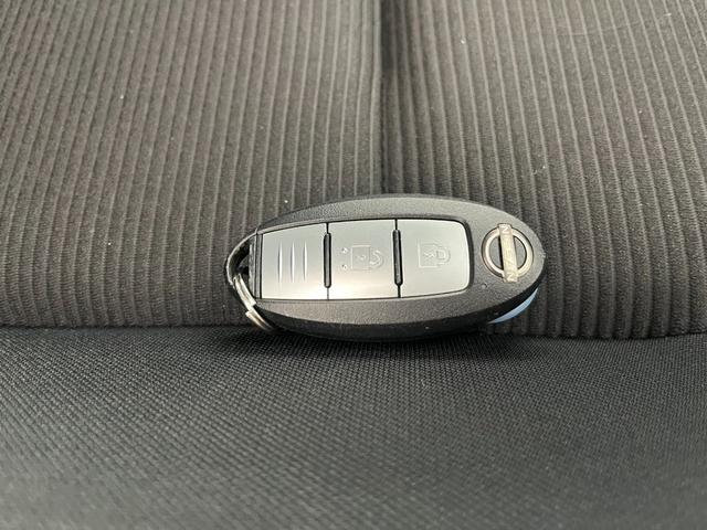 ノート Ｓ　ＣＤオーディオ　ＥＴＣ　衝突被害軽減ブレーキ　障害物センサー　電動格納ドアミラー　プライバシーガラス　スマートキー（24枚目）