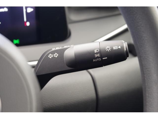 ノート Ｓ　ＣＤオーディオ　ＥＴＣ　衝突被害軽減ブレーキ　障害物センサー　電動格納ドアミラー　プライバシーガラス　スマートキー（28枚目）