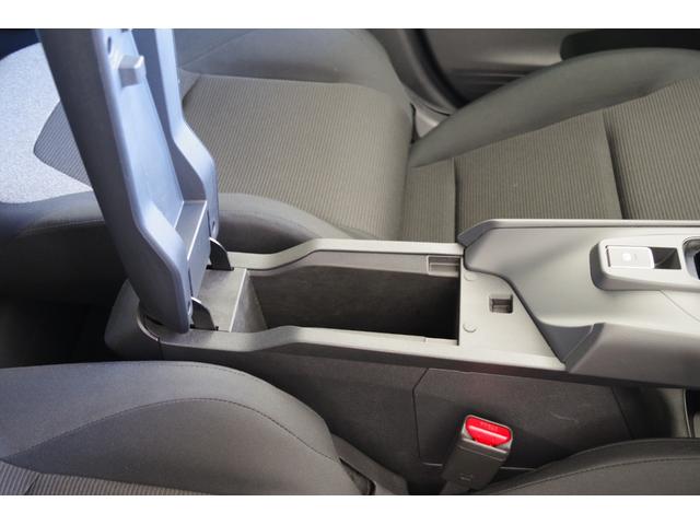 ノート Ｓ　ＣＤオーディオ　ＥＴＣ　衝突被害軽減ブレーキ　障害物センサー　電動格納ドアミラー　プライバシーガラス　スマートキー（31枚目）