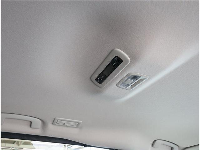 セレナ e-パワー ハイウェイスターV ナビ 全周囲カメラ ETC Bluetooth 両側電動スライドドア プロパイロット LEDヘッドライト クルーズコントロール 衝突被害軽減ブレーキ 障害物センサー 8人乗り(9枚目)