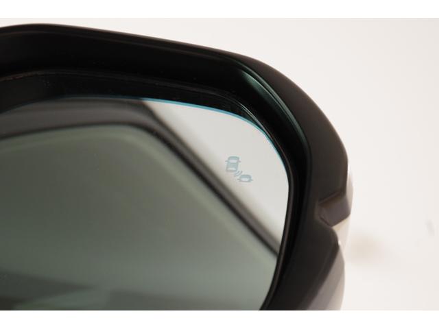 ステップワゴン ｅ：ＨＥＶスパーダ　プレミアムライン　ＬＥＤヘッドライト　１７インチアルミ　パワーテールゲート　両側パワースライドドア　２列目シートヒーター　スマートキー　フルセグＴＶ　１０．１型後席用フリップダウンモニター　全方位カメラ　ＥＴＣ（15枚目）