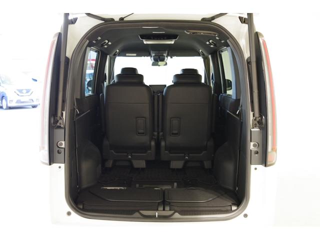 ステップワゴン ｅ：ＨＥＶスパーダ　プレミアムライン　ＬＥＤヘッドライト　１７インチアルミ　パワーテールゲート　両側パワースライドドア　２列目シートヒーター　スマートキー　フルセグＴＶ　１０．１型後席用フリップダウンモニター　全方位カメラ　ＥＴＣ（25枚目）