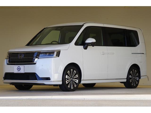 ステップワゴン ｅ：ＨＥＶスパーダ　プレミアムライン　ＬＥＤヘッドライト　１７インチアルミ　パワーテールゲート　両側パワースライドドア　２列目シートヒーター　スマートキー　フルセグＴＶ　１０．１型後席用フリップダウンモニター　全方位カメラ　ＥＴＣ（28枚目）