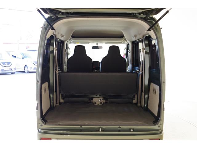 エブリイ ＰＣ　５速マニュアル　電動格納式リモコンドアミラー　キーレス　ファブリックシート　プライバシーガラス　オーバーヘッドシェルフ　シートカバー（15枚目）