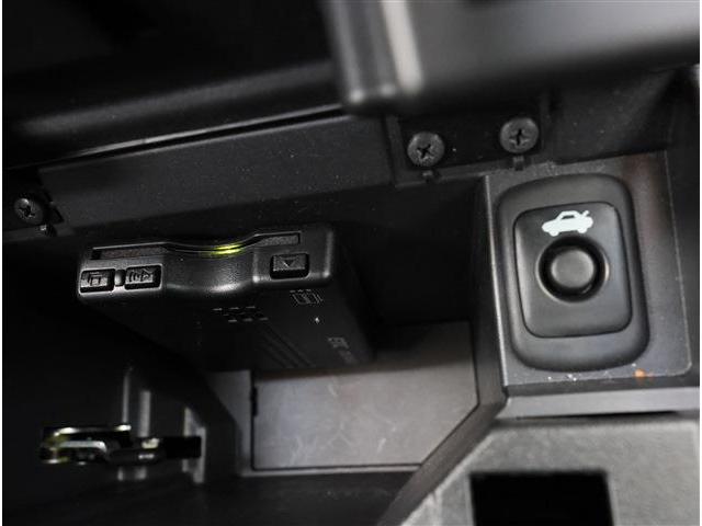 ���Ђł͓W���O�̌����Ȍ������N���A�����ԗ��̂ݓW���E�̔����Ă���܂��B�X�Ɏԗ��O���̃~�K�L�E�����̃N���[�j���O�Ȃǂ���O�ɍs���Ă���A���i�̕i���Ǘ���O�ꂵ�Ă���܂��I