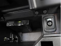 ���ҤǤ�Ÿ�����θ�̩�ʸ����򥯥ꥢ������ξ�Τ�Ÿ�������䤷�Ƥ���ޤ������˼�ξ�����Υߥ����������Υ��꡼�˥󥰤ʤɤ���ǰ�˹ԤäƤ��ꡢ���ʤ��ʼ�������Ű�줷�Ƥ���ޤ��� 5