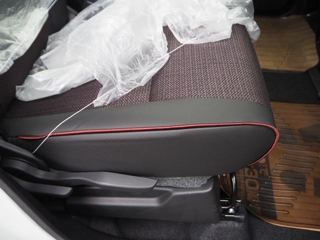 スペーシアカスタム ハイブリッドXSターボ 届出済未使用車 純正9インチ全方位ナビ スズキコネクト対応 デュアルセンサーブレーキサポートII 電動パーキングブレーキ 両側パワースライドドア ステアリングヒーター パドルシフト 誤発進抑制機能(18枚目)