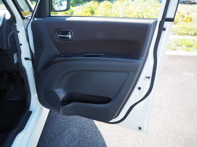 ソリオ Ｘ　電動スライドドア　プッシュスタート　オートエアコン　ナビ　フルセグＴＶ　ＤＶＤ　バックカメラ　ＥＴＣ　ドライブレコーダー　スペアキーあり　禁煙車（37枚目）