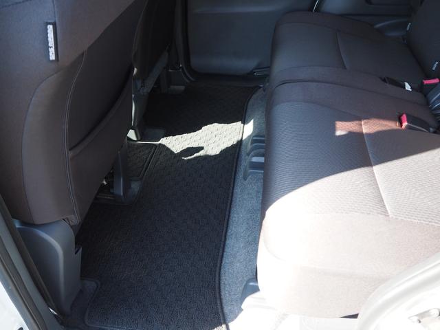 ソリオ Ｘ　電動スライドドア　プッシュスタート　オートエアコン　ナビ　フルセグＴＶ　ＤＶＤ　バックカメラ　ＥＴＣ　ドライブレコーダー　スペアキーあり　禁煙車（62枚目）