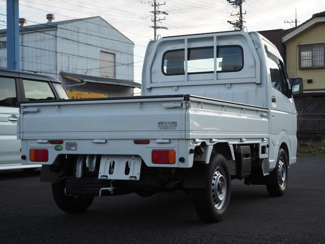 キャリイトラック ＫＣエアコン・パワステ　２ＷＤ　５ＭＴ　ドアバイザー　フロアマット　荷台マット　アッパーメンバーガード　アングルポストプロテクター　走行１．３万ｋｍ　タイヤ４本新品交換　車検整備付　保証付き　グー故障診断済（11枚目）