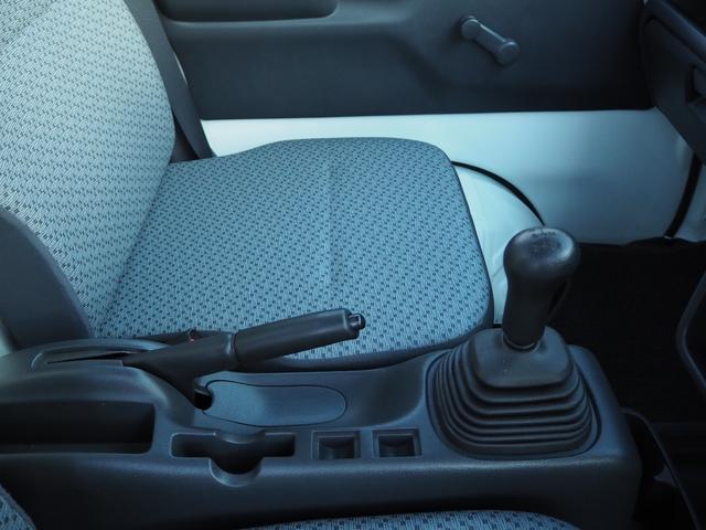 キャリイトラック ＫＣエアコン・パワステ　２ＷＤ　５ＭＴ　ドアバイザー　フロアマット　荷台マット　アッパーメンバーガード　アングルポストプロテクター　走行１．３万ｋｍ　タイヤ４本新品交換　車検整備付　保証付き　グー故障診断済（41枚目）