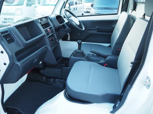 キャリイトラック ＫＣエアコン・パワステ　２ＷＤ　５ＭＴ　ドアバイザー　フロアマット　荷台マット　アッパーメンバーガード　アングルポストプロテクター　走行１．３万ｋｍ　タイヤ４本新品交換　車検整備付　保証付き　グー故障診断済（50枚目）