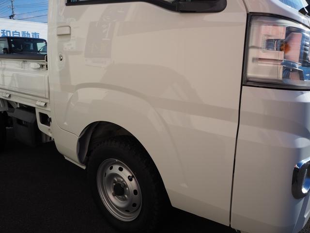 サンバートラック TC 2WD 5MT エアコン パワステ キーレス パワーウィンドウ 荷台作業灯 リヤゲートチェーン ゲートプロテクター CDプレーヤー フロントメッキグリル 車検整備付 修復歴なし 保証付き ワンオーナー(34枚目)