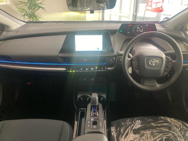 プリウス Ｇ　登録費用済未使用　純正ナビ　パノラミックビューカメラ　ＡＣＣ　ＥＴＣ　ＬＥＤヘッドライト（15枚目）
