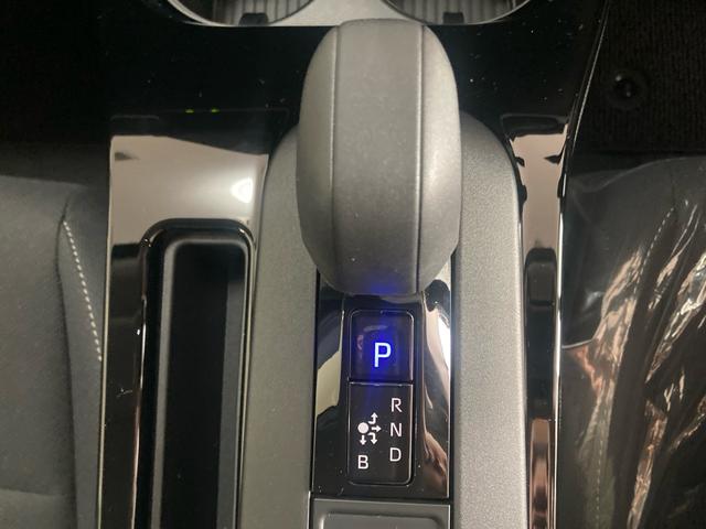 プリウス Ｇ　登録費用済未使用　純正ナビ　パノラミックビューカメラ　ＡＣＣ　ＥＴＣ　ＬＥＤヘッドライト（30枚目）