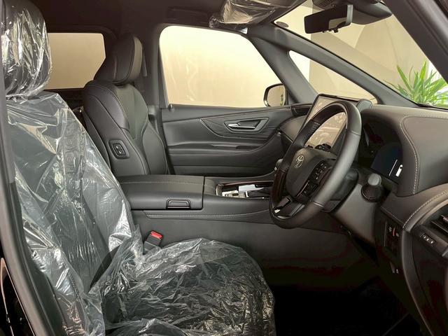 アルファード Ｚ　登録済未使用車　ムーンルーフ　ユニバーサルステップ　純正ナビゲーションシステム＆アラウンドビューモニター　ＥＴＣ（12枚目）