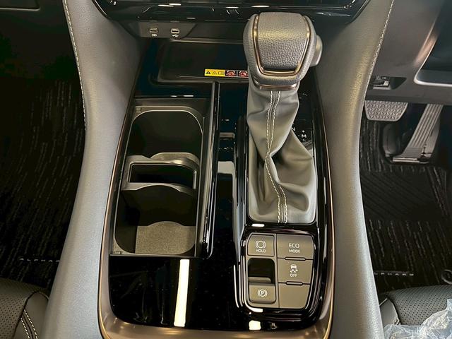 アルファード Ｚ　登録済未使用車　ムーンルーフ　ユニバーサルステップ　純正ナビゲーションシステム＆アラウンドビューモニター　ＥＴＣ（20枚目）