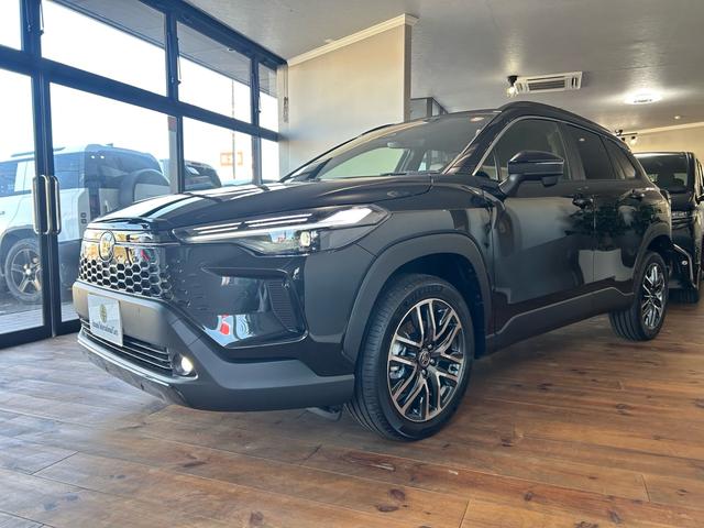 カローラクロス ハイブリッド　Ｚ　登録済未使用車　ＡＣＣ　１０．５インチディスプレイオーディオ　シートヒーター　バックカメラ　ＥＴＣ　ＢＳＭ（4枚目）