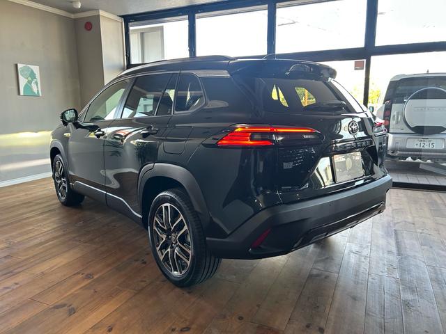 カローラクロス ハイブリッド　Ｚ　登録済未使用車　ＡＣＣ　１０．５インチディスプレイオーディオ　シートヒーター　バックカメラ　ＥＴＣ　ＢＳＭ（8枚目）