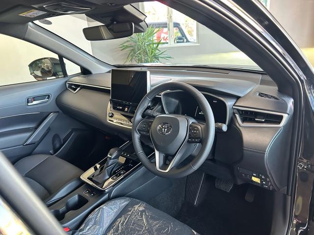 カローラクロス ハイブリッド　Ｚ　登録済未使用車　ＡＣＣ　１０．５インチディスプレイオーディオ　シートヒーター　バックカメラ　ＥＴＣ　ＢＳＭ（11枚目）