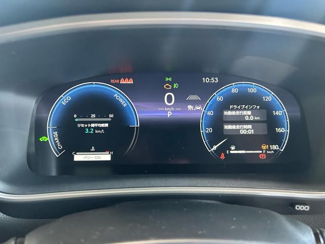 カローラクロス ハイブリッド　Ｚ　登録済未使用車　ＡＣＣ　１０．５インチディスプレイオーディオ　シートヒーター　バックカメラ　ＥＴＣ　ＢＳＭ（16枚目）