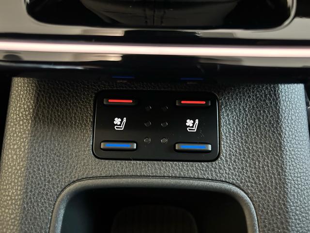 カローラクロス ハイブリッド　Ｚ　登録済未使用車　ＡＣＣ　１０．５インチディスプレイオーディオ　シートヒーター　バックカメラ　ＥＴＣ　ＢＳＭ（24枚目）