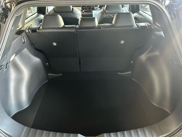 カローラクロス ハイブリッド　Ｚ　登録済未使用車　ＡＣＣ　１０．５インチディスプレイオーディオ　シートヒーター　バックカメラ　ＥＴＣ　ＢＳＭ（29枚目）