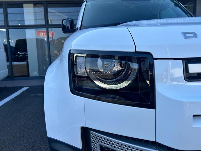ディフェンダー １１０ＳＥ　１オーナー　禁煙車　車検２年付き　ＡＣＣ　ピビプロナビゲーション　３６０度カメラ　ＥＴＣ　ドライブレコーダー　シートヒーター（4枚目）