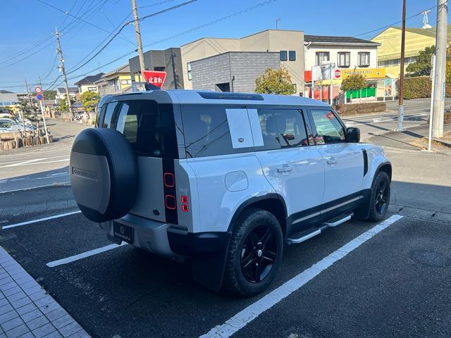 ディフェンダー １１０ＳＥ　１オーナー　禁煙車　車検２年付き　ＡＣＣ　ピビプロナビゲーション　３６０度カメラ　ＥＴＣ　ドライブレコーダー　シートヒーター（10枚目）