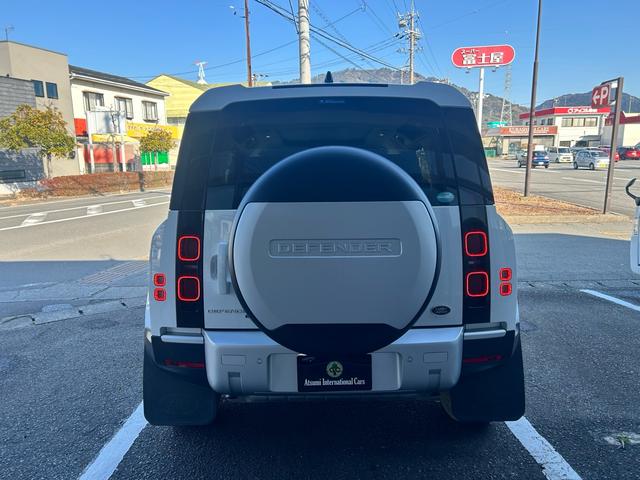 ディフェンダー １１０ＳＥ　１オーナー　禁煙車　車検２年付き　ＡＣＣ　ピビプロナビゲーション　３６０度カメラ　ＥＴＣ　ドライブレコーダー　シートヒーター（11枚目）