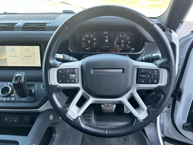ディフェンダー １１０ＳＥ　１オーナー　禁煙車　車検２年付き　ＡＣＣ　ピビプロナビゲーション　３６０度カメラ　ＥＴＣ　ドライブレコーダー　シートヒーター（19枚目）