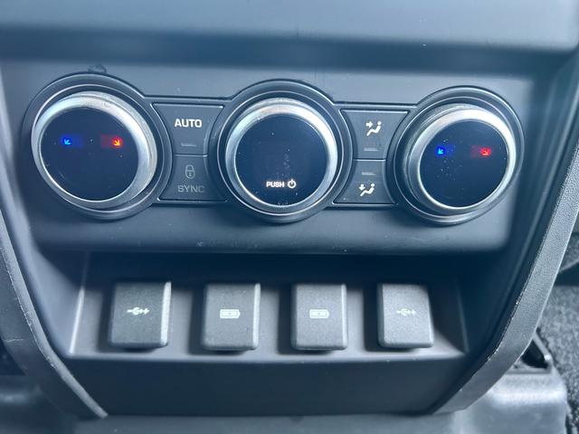 ディフェンダー １１０ＳＥ　１オーナー　禁煙車　車検２年付き　ＡＣＣ　ピビプロナビゲーション　３６０度カメラ　ＥＴＣ　ドライブレコーダー　シートヒーター（24枚目）