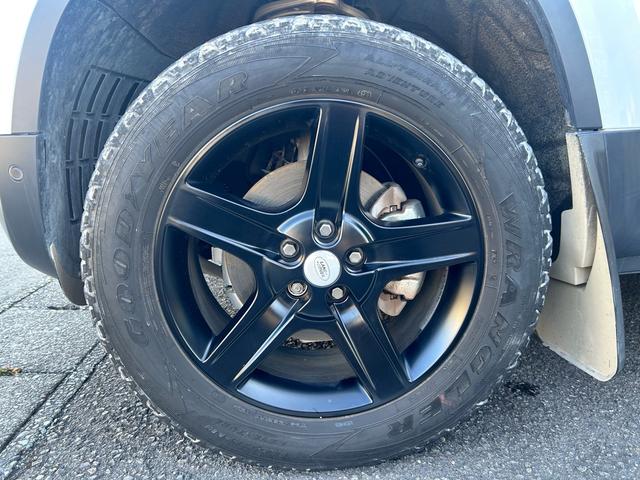 ディフェンダー １１０ＳＥ　１オーナー　禁煙車　車検２年付き　ＡＣＣ　ピビプロナビゲーション　３６０度カメラ　ＥＴＣ　ドライブレコーダー　シートヒーター（40枚目）