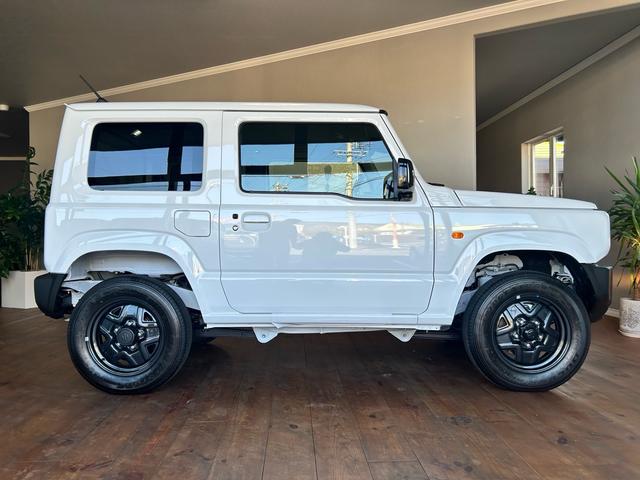 ジムニー ＸＬ　登録済未使用車　５型　ＡＣＣ　シートヒーター　コーナーセンサー（6枚目）