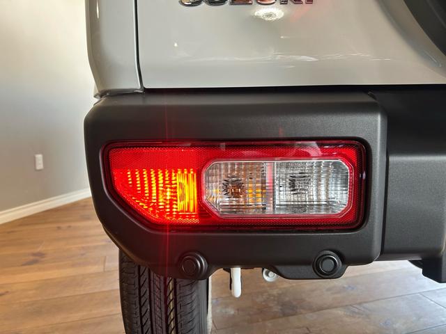 ジムニー ＸＬ　登録済未使用車　５型　ＡＣＣ　シートヒーター　コーナーセンサー（8枚目）