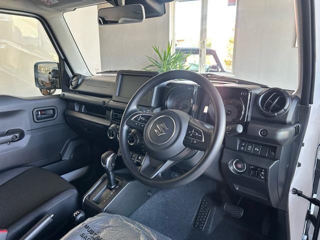 ジムニー ＸＬ　登録済未使用車　５型　ＡＣＣ　シートヒーター　コーナーセンサー（10枚目）