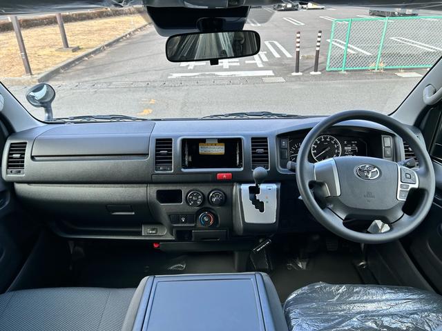 ハイエースバン ＤＸ　ＧＬパッケージ　登録済未使用車　ＬＥＤヘッドライト　リヤヒーター＆リアクーラー　衝突被害軽減ブレーキ　キーレスエントリー　　ＧＬパッケージ（10枚目）