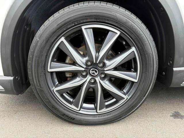 ＣＸ－５ ２０Ｓ　プロアクティブ　純正１９インチＡＷ　ＢＯＳＥサウンド　ナビ　ＴＶ　ＥＴＣ　バックカメラ　サイドカメラ　ＢＴ　ＣＤ／ＤＶＤ　アダプティブクルーズ　コーナーセンサー　ステアリングスイッチ　デュアルエアコン　ＵＳＢポート（14枚目）