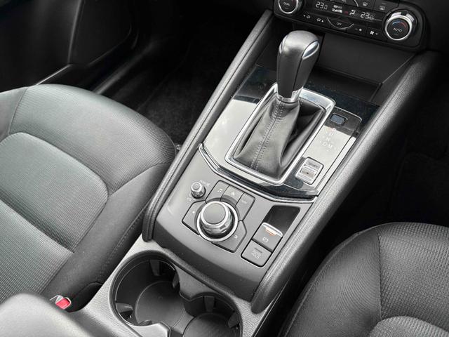 ＣＸ－５ ２０Ｓ　プロアクティブ　純正１９インチＡＷ　ＢＯＳＥサウンド　ナビ　ＴＶ　ＥＴＣ　バックカメラ　サイドカメラ　ＢＴ　ＣＤ／ＤＶＤ　アダプティブクルーズ　コーナーセンサー　ステアリングスイッチ　デュアルエアコン　ＵＳＢポート（45枚目）